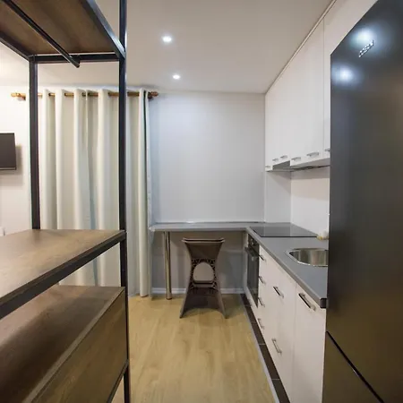 The Tophouse 4br & Bbq Veranda شقة تيرانا