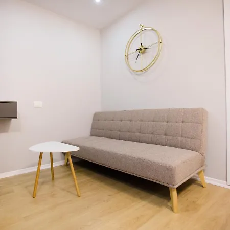 Blloku 4br Duplex W Bbq Terrace - Tirana