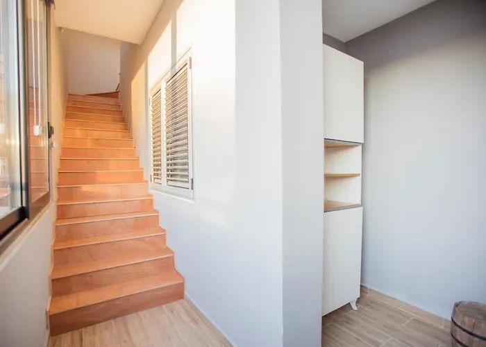 Blloku 4Br Duplex W Bbq Terrace - Central Tirana Тирана