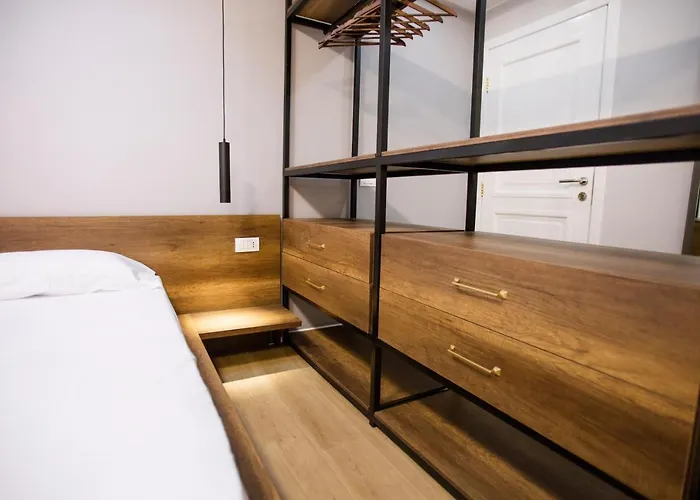 Апартаменты Blloku 4Br Duplex W Bbq Terrace - Central Tirana *