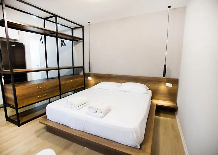 Blloku 4Br Duplex W Bbq Terrace - Central Tirana