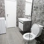 Blloku 4br Duplex W Bbq Terrace - דירה טיראנה