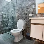 Appartement Blloku 4br Duplex W Bbq Terrace -