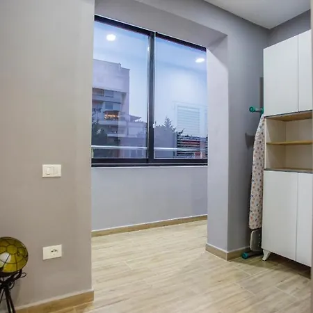 4 Br Apartment&bbq Veranda Daire