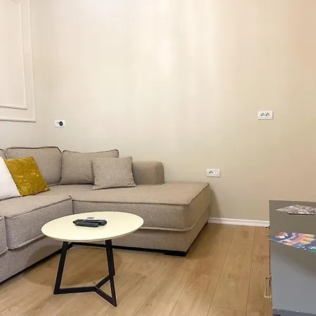 Apartment 4br Penthouse & Bbq Terrace At Blloku *