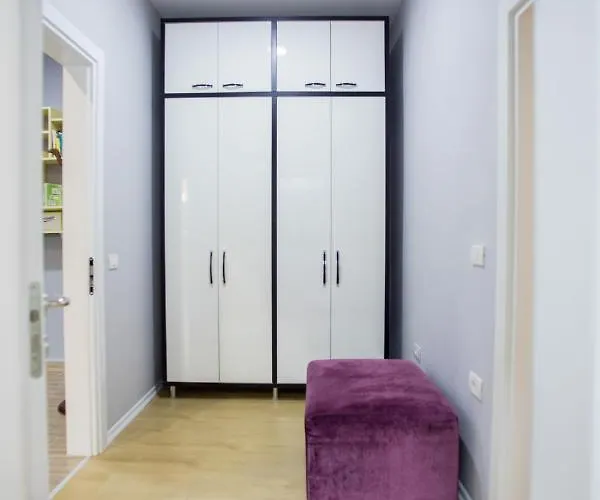 Blloku 4Br Duplex W Bbq Terrace - Central Tirana *