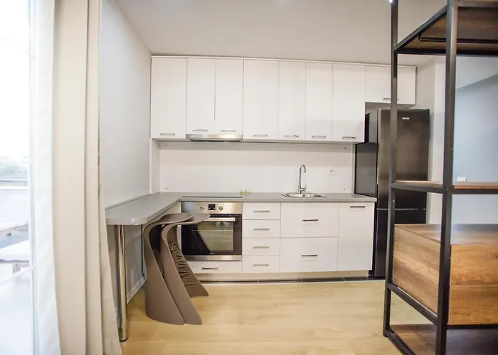 Blloku 4br Duplex W Bbq Terrace - * Tirana